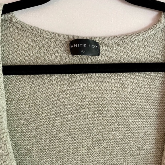 White Fox Boutique Grey/Sage Cropped Wrap Sweater Size Large - Picture 6 of 6